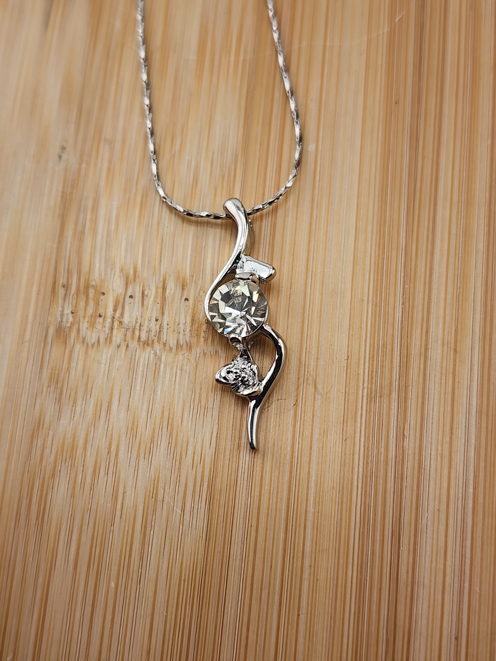 18in Silver-Tone Crystal Pendant Necklace - 18KRGP 0678